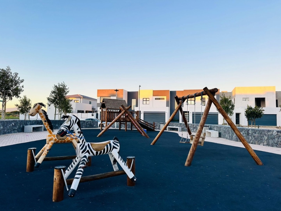 3 Bedroom Property for Sale in Sandown Western Cape